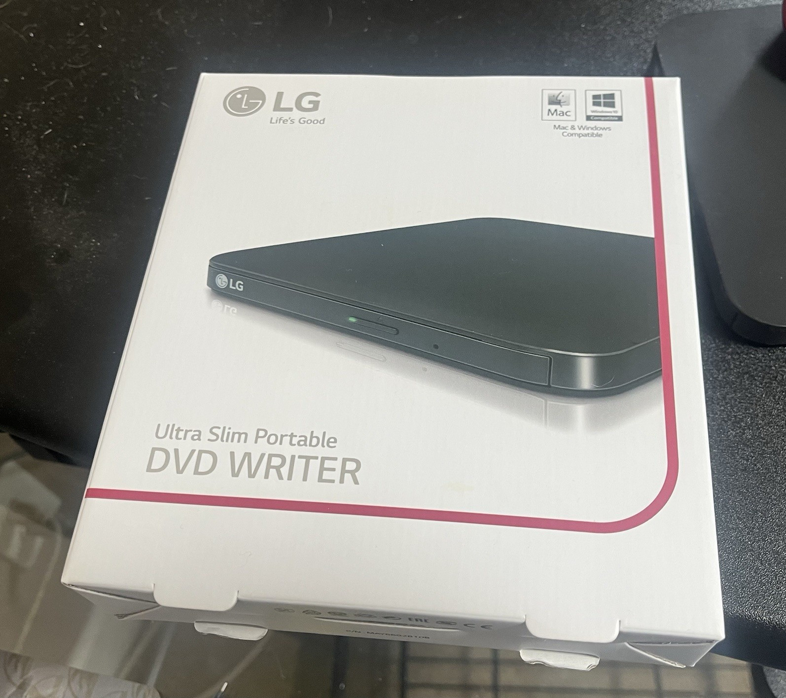 LG Ultra Slim Portable USB External DVD/CD Writer 8x SP80NB80 Black