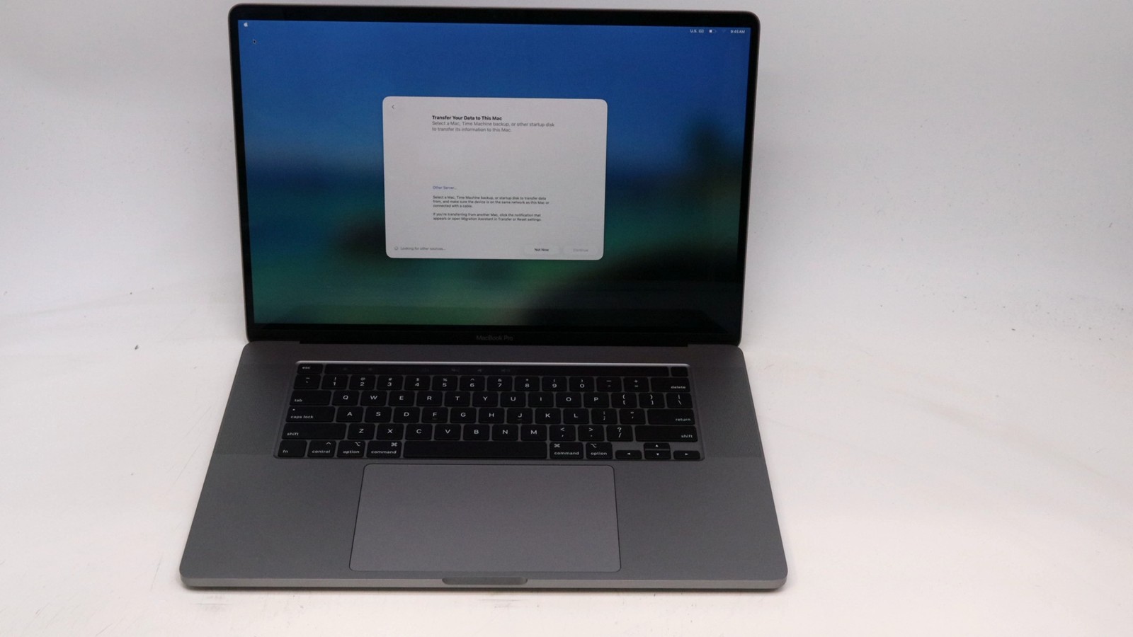 Apple Macbook Pro 16″ i9-9980HK 32GB 2048GB – Very Good