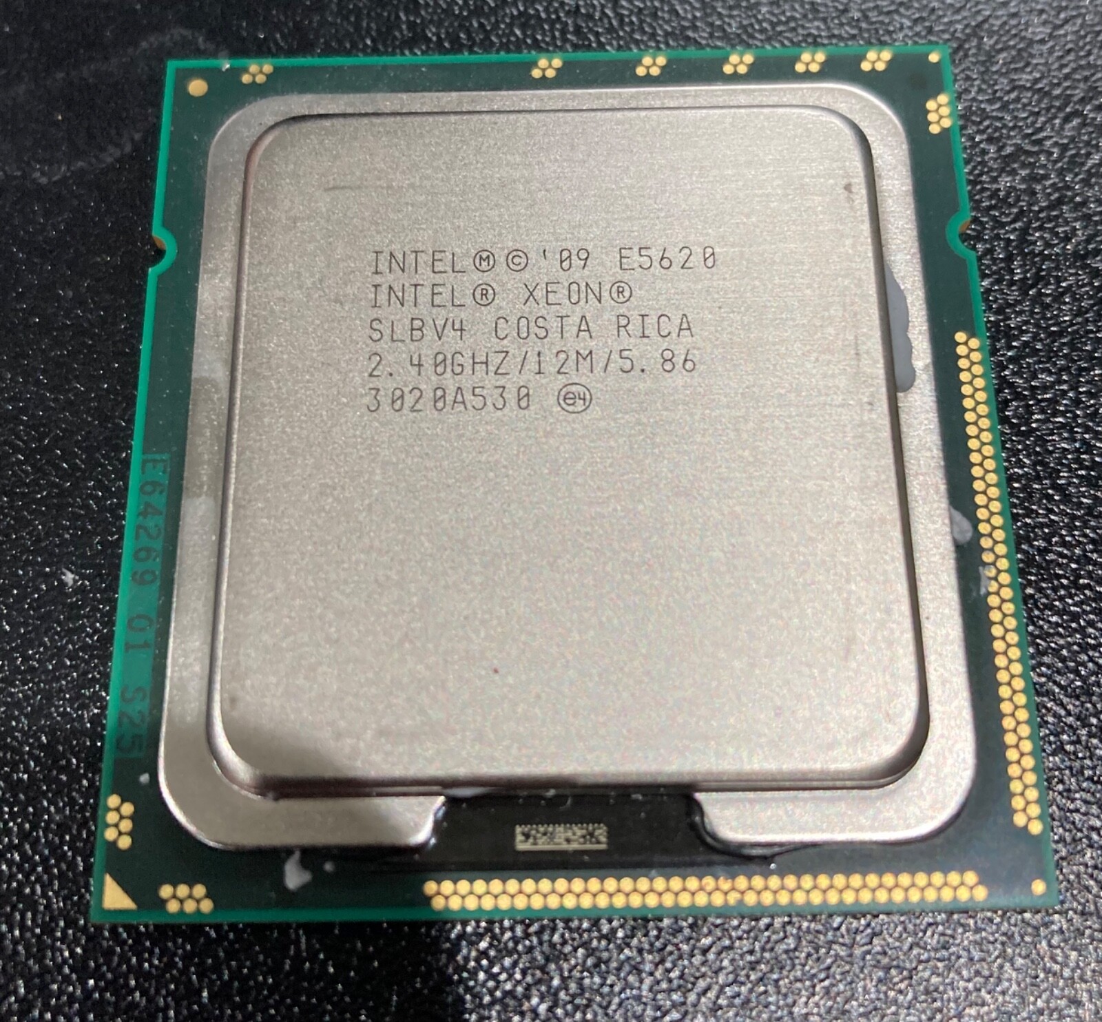 Intel Xeon E5620 2.4GHz Quad-Core (AT80614005073AB) Processor
