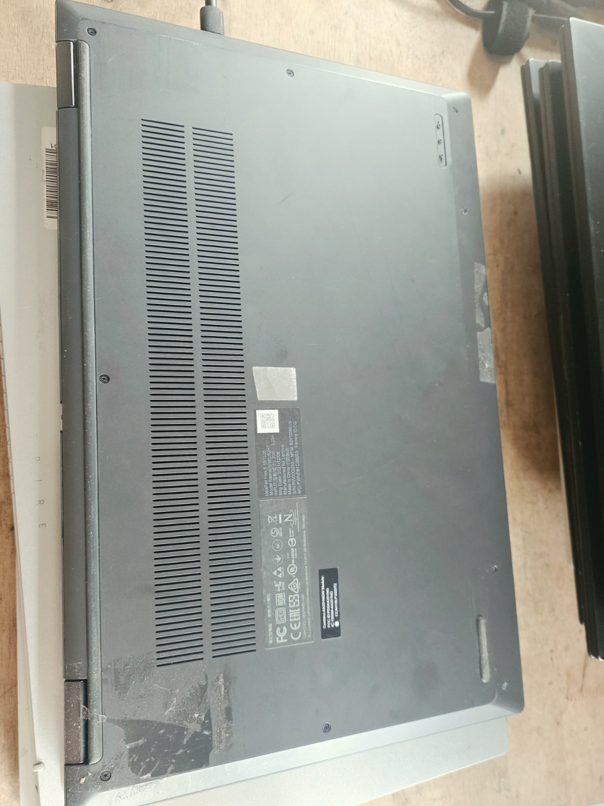Lenovo IdeaPad 5 15ITL05 15.6” (512GB SSD, Intel Core i7-1165G7 Hinge
