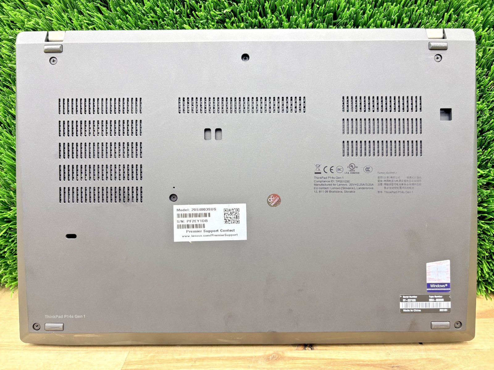 Lenovo ThinkPad P14s G. 1 Intel i7-10th Gen 1.80GHz 32GB RAM 512GB SSD W 11 Pro*