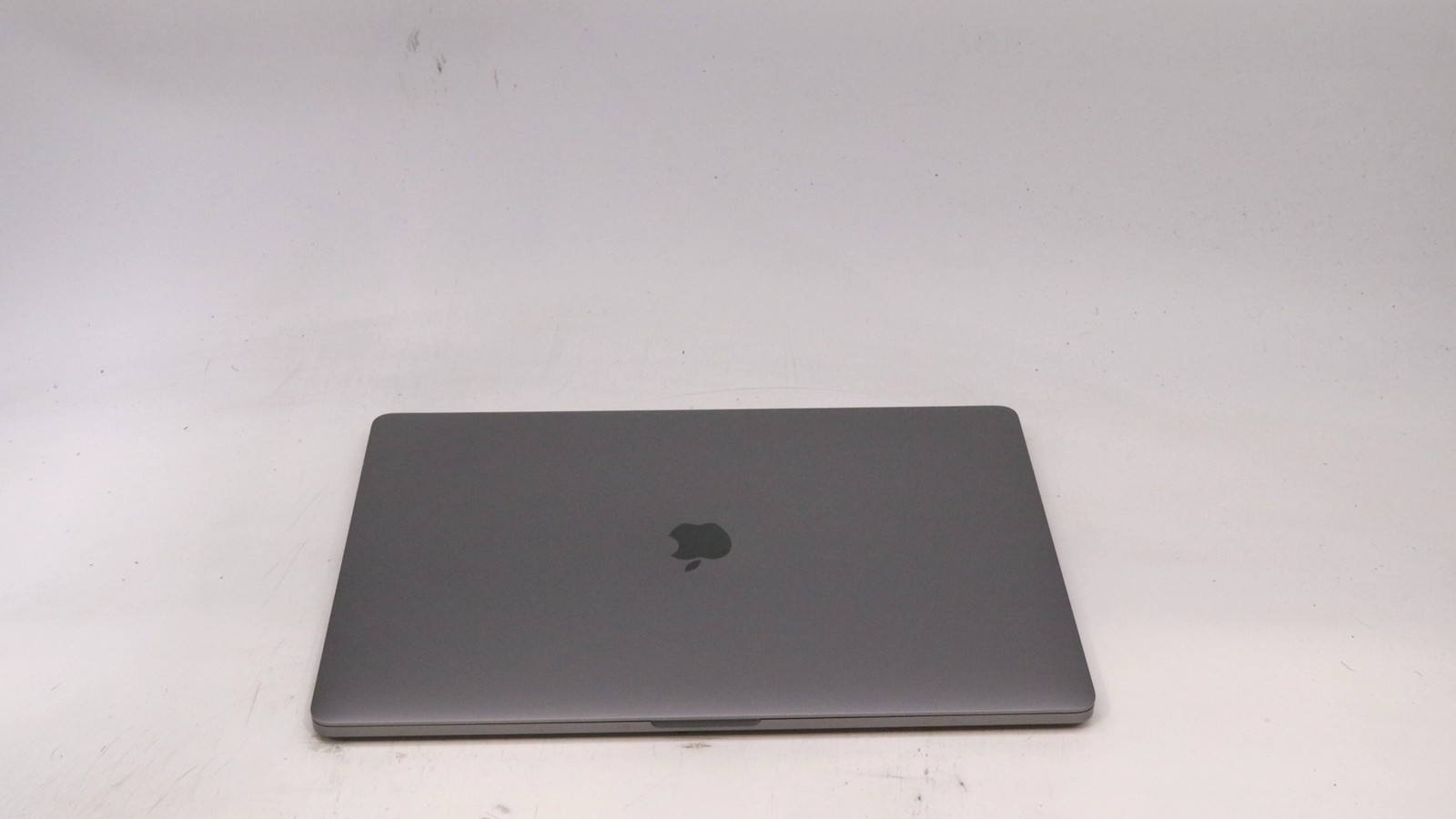 Apple Macbook Pro 16″ i9-9980HK 32GB 2048GB – Very Good