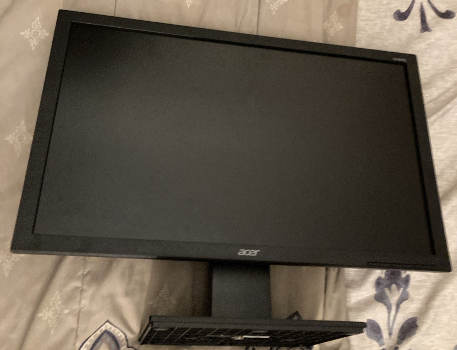 Acer V6 V246HQL 23.6″ VA LED Computer Monitor – POWER CABLE INCLUDED