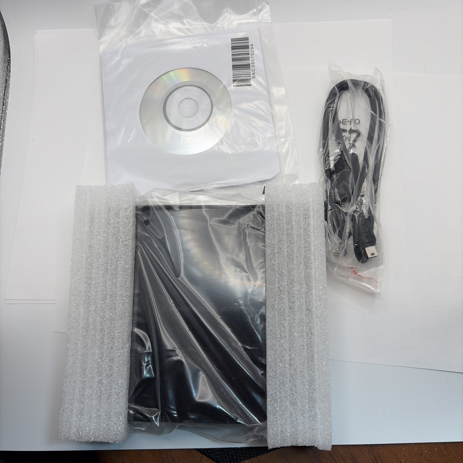 LG GP55EX70 Ultra Slim Portable DVD Writer Mac Windows Compatible