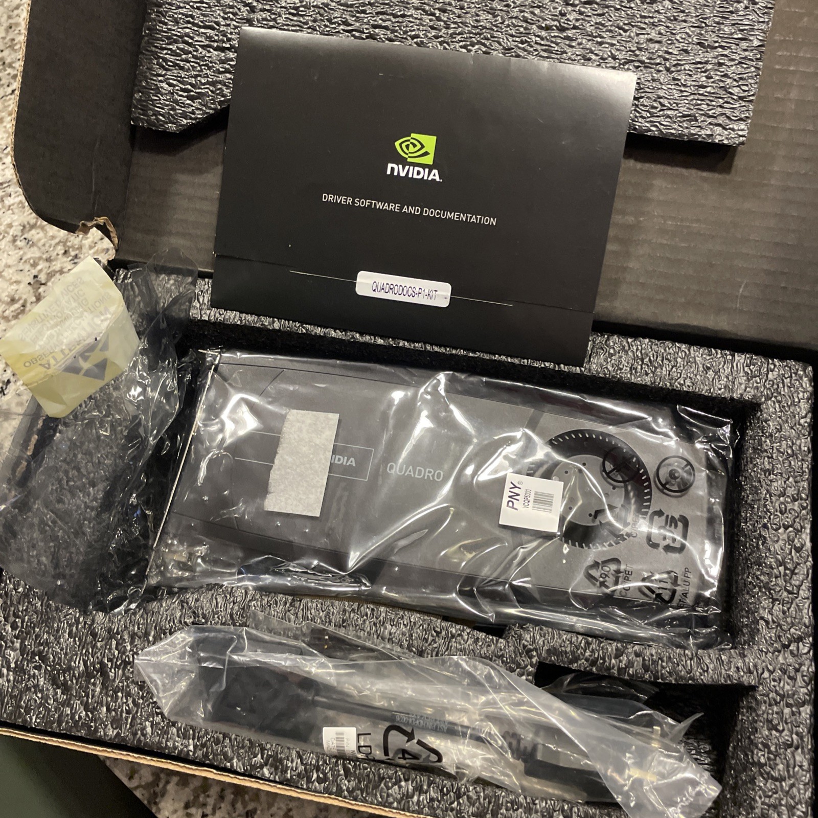 PNY NVIDIA QUADRO 5000 – PLEASE SEE PICTURES – FREE SHIPPING