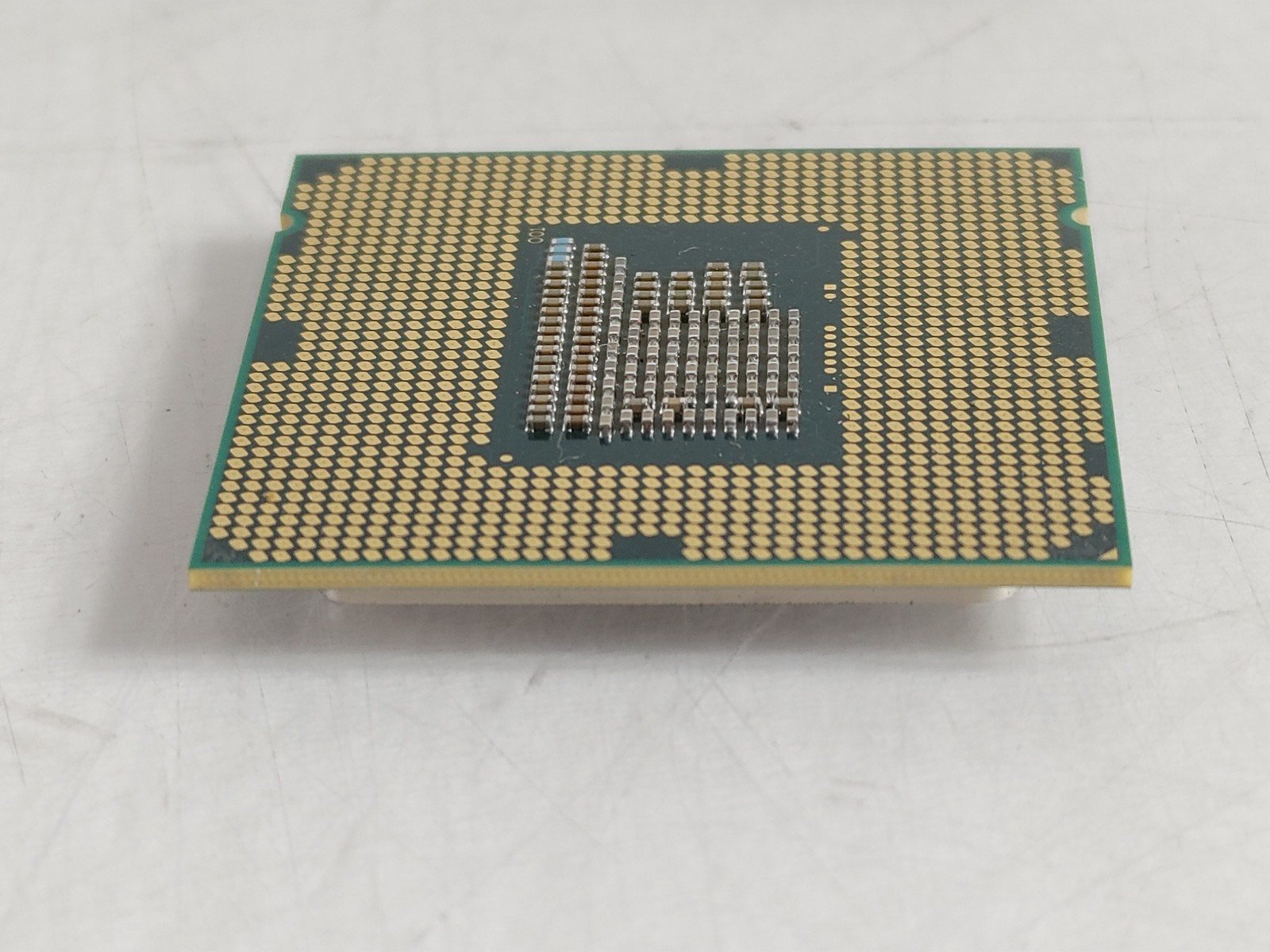 Intel Pentium G630 2.7 GHz 5 GT/s LGA 1155 Desktop CPU Processor SR05S