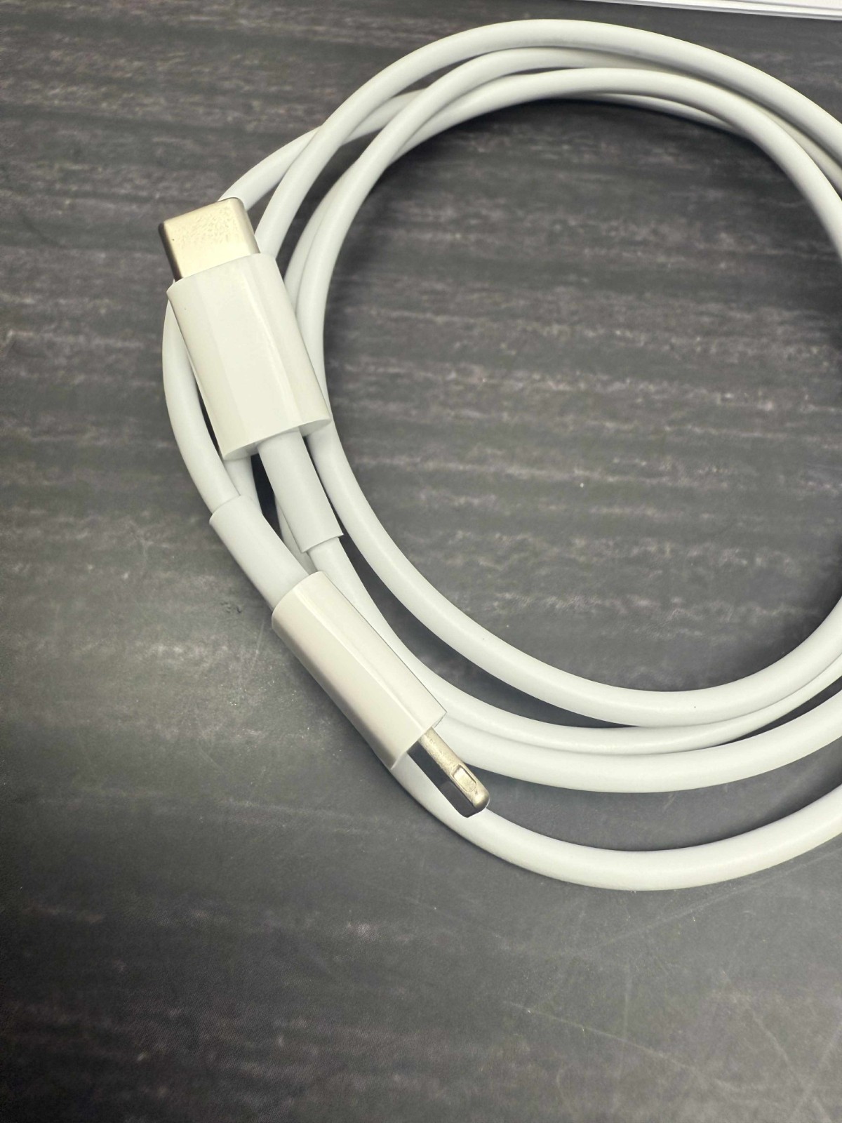 2x GENUINE Apple USB-C to Lightning Charging Cables 1m LOT OF 2 A2561 MM0A3AM/A