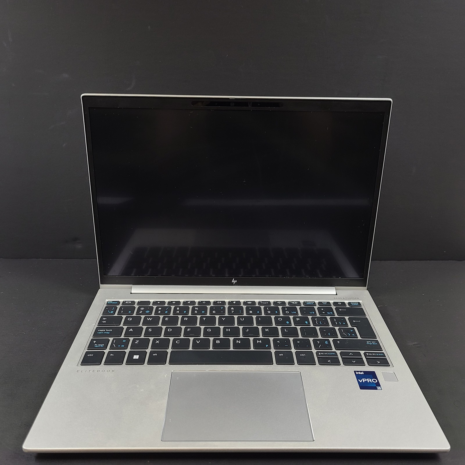 HP EliteBook x360 830 G10 13″ – i5-1345U CPU @ 1.60 GHz 256GB SSD 16GB RAM