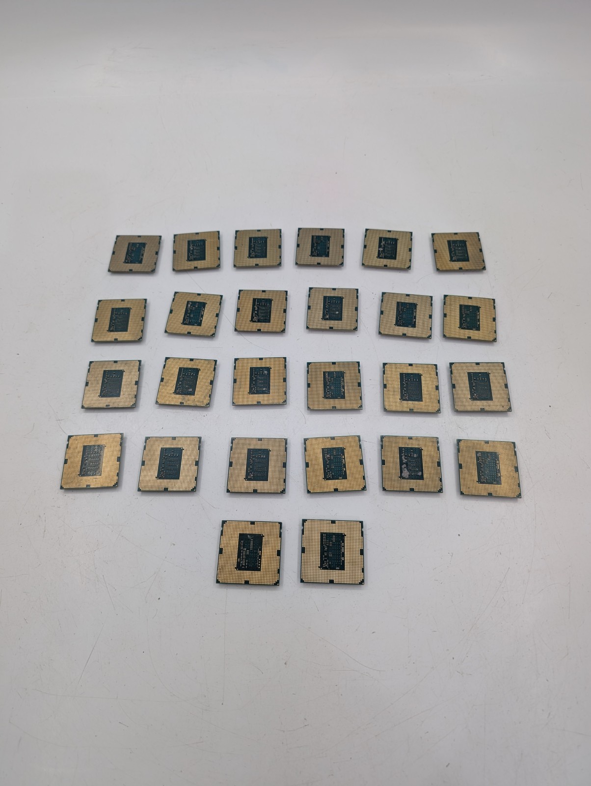 Lot of 26 Intel Core i5 4th Gen CPU Processor
