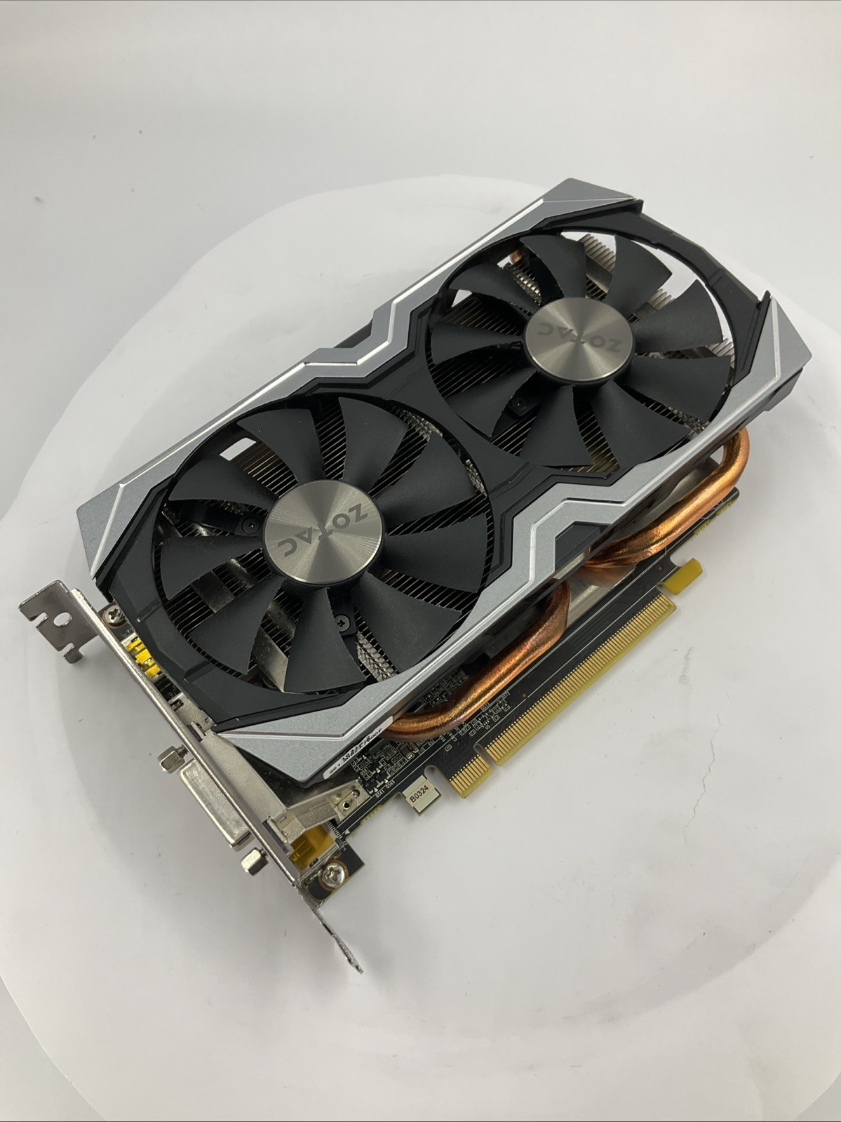 Zotac GeForce GTX 1060 AMP! Edition – GDDR5 – 6GB