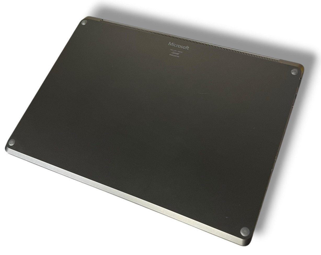 Microsoft Surface Laptop 5 1.60GHz i5-1245U 8GB RAM 256GB SSD 13.5″ Win 11 Pro