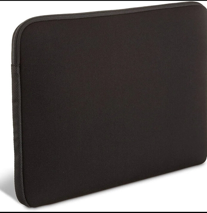 Amazon Basics 11.6-Inch Laptop Sleeve, Protective Case with Zipper BLACK