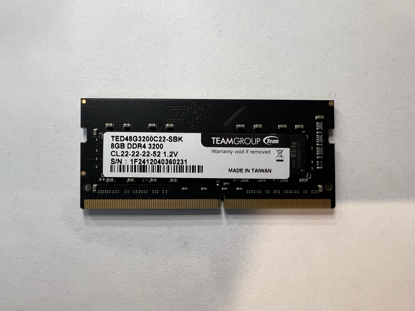TEAMGROUP Elite 8GB DDR4 3200MHz PC4-25600 CL22 260-Pin SODIMM Laptop RAM