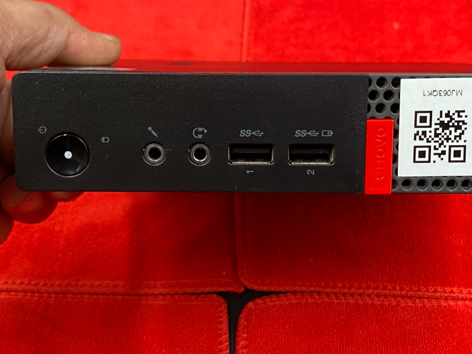 LENOVO THINKCENTRE M910q TINY i7-7700T 8GB RAM 250GB SSD WINDOWS 11 WiFi+CHARGER