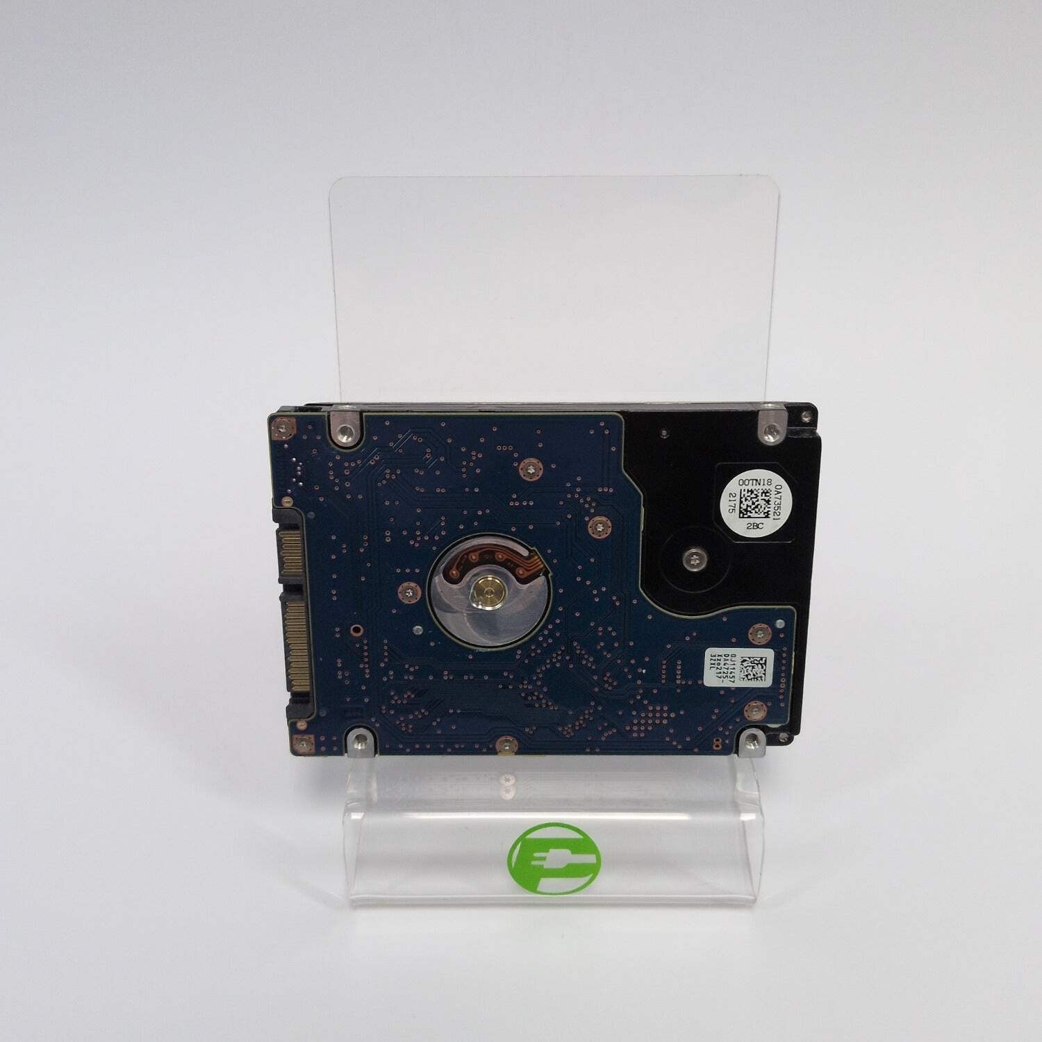Hitachi 3.5″ Sata 3.0Gb/s 500GB SATA II HDD 0J15331