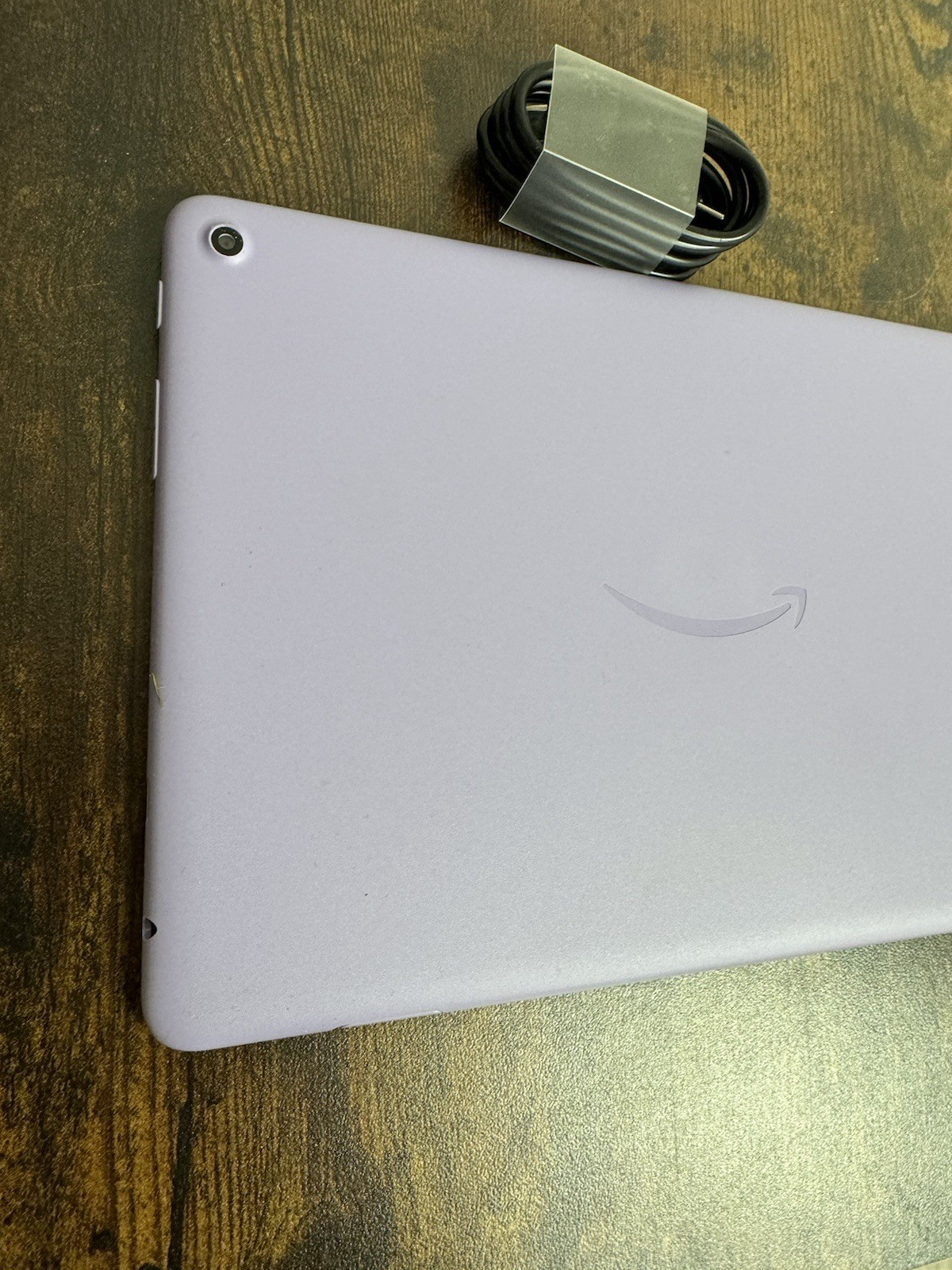 Amazon Fire HD 10 (13th Gen) TG425K – 32GB – Wi-Fi – 10.1″ Tablet – Lilac