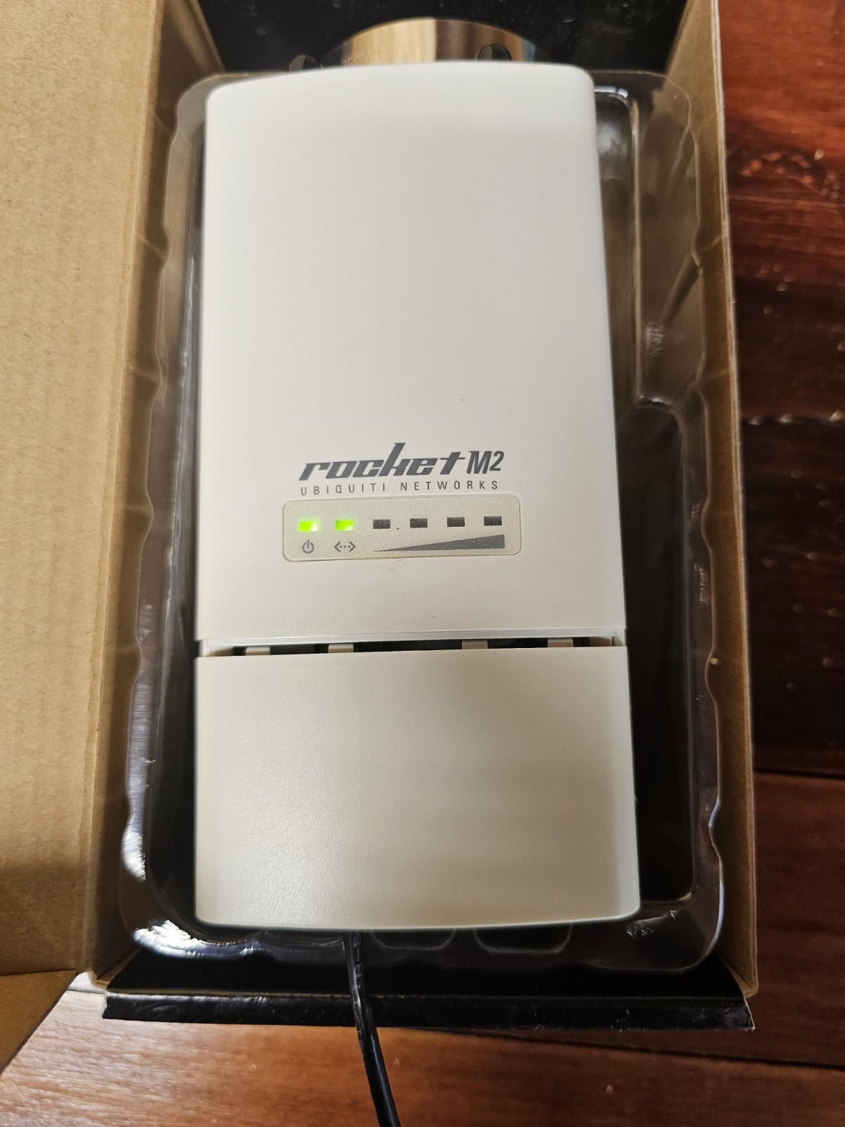 Ubiquiti Networks airMAX RocketM 2GHz BaseStation – White