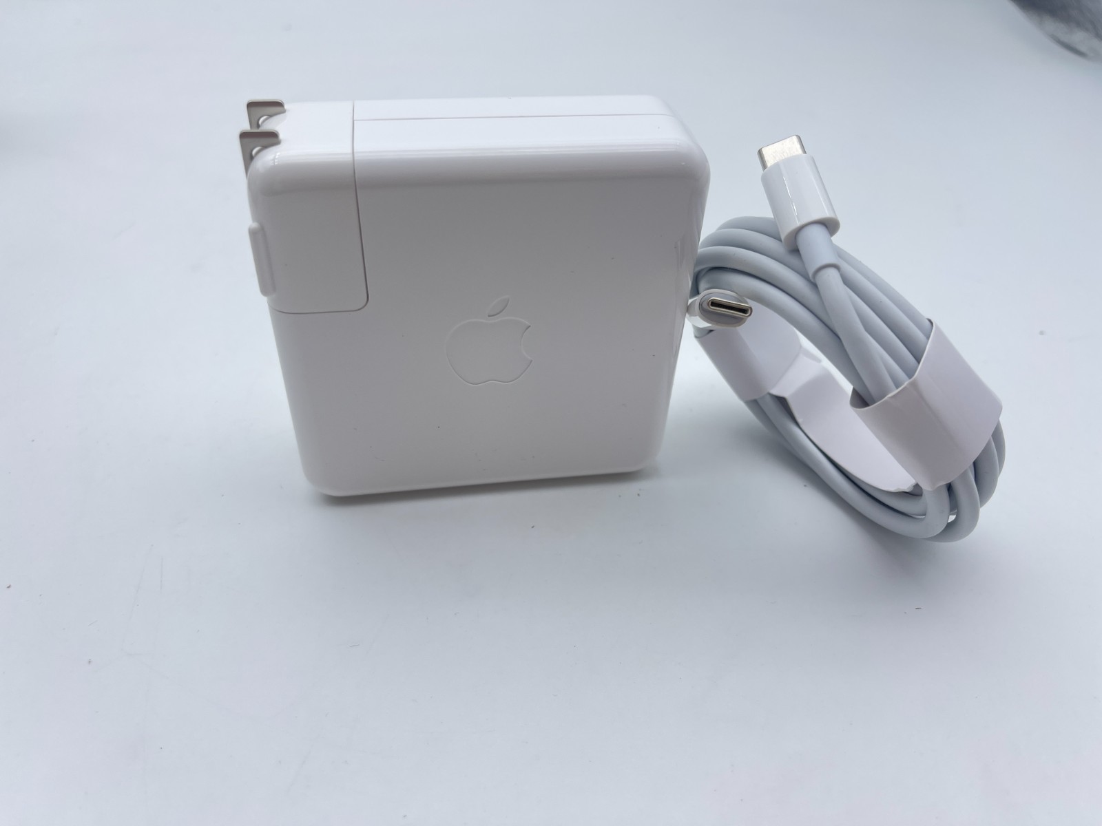 Genuine OEM 96W USB-C Rapid Charger for Apple MacBook Pro 16-inch(with Cable) US