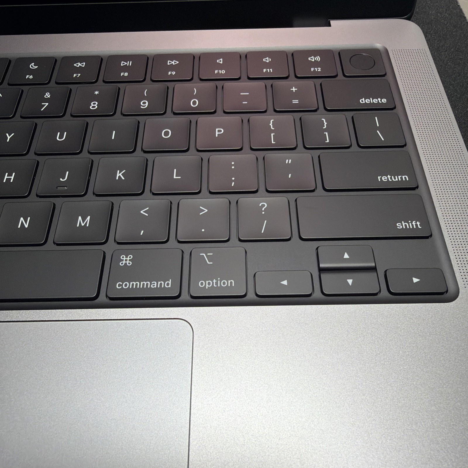 2023 Apple MacBook Pro 14″ M3, 10C GPU, 16GB RAM, 1TB SSD, MXE03LL/A Model A2918