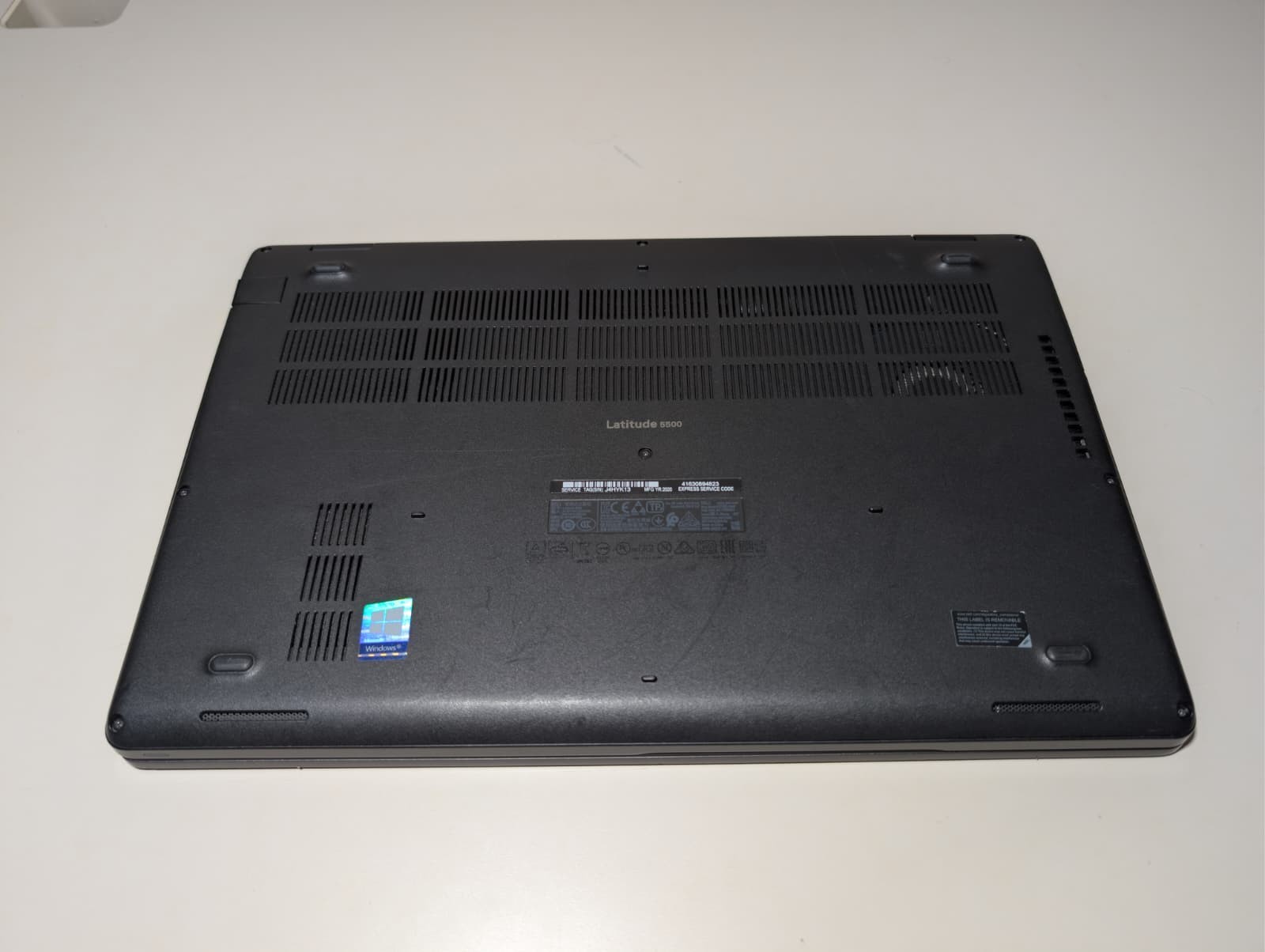 15″ Dell Latitude 5500 | i5 8th 16GB RAM 256GB SSD | HD Backlit Win 11 Pro