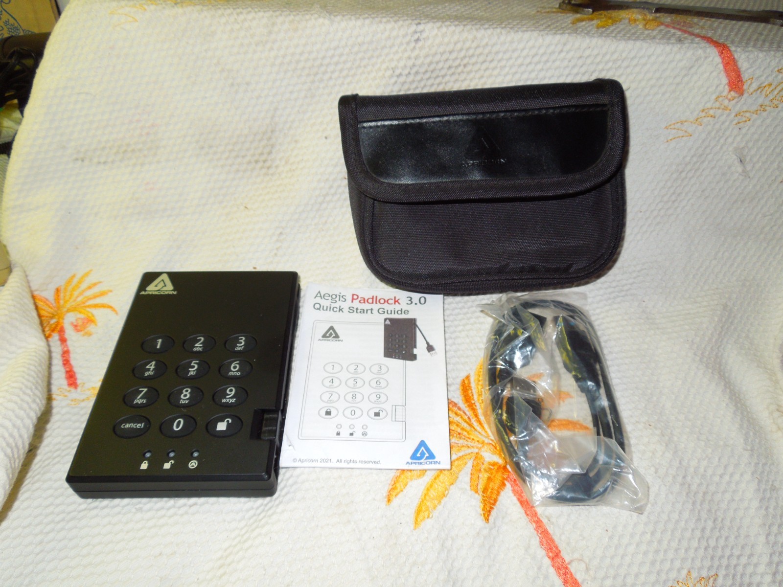 Apricorn – Aegis Padlock A25-3PL256-1000 1 TB External Hard Drive – Black Reset