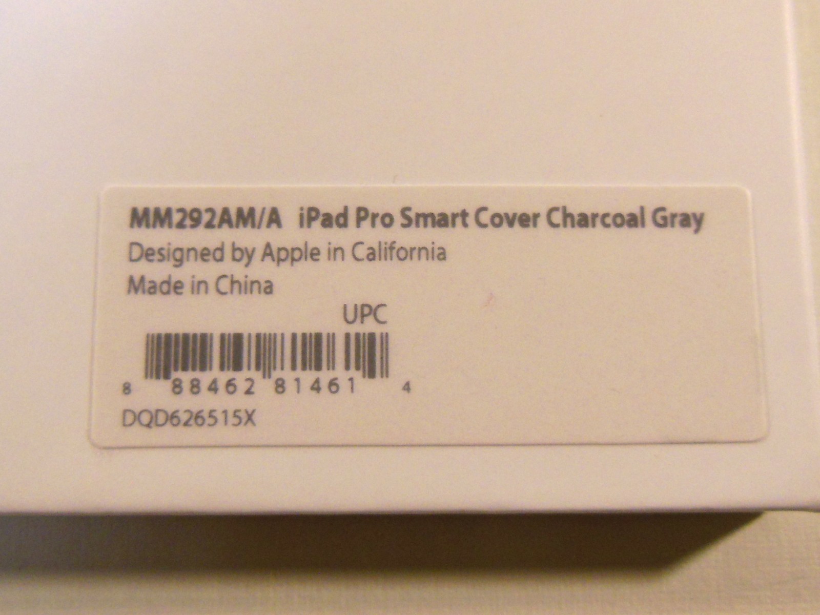New APPLE iPad Pro Smart Cover for 9.7 Inch iPad, # MM292AM/A, 9.7″, Very Nice