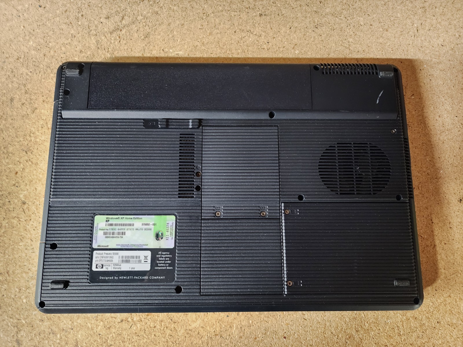 Compaq Presario V2000 AMD Sempron 1.8GHz 512MB RAM No HDD/OS/Caddy Radeon GPU