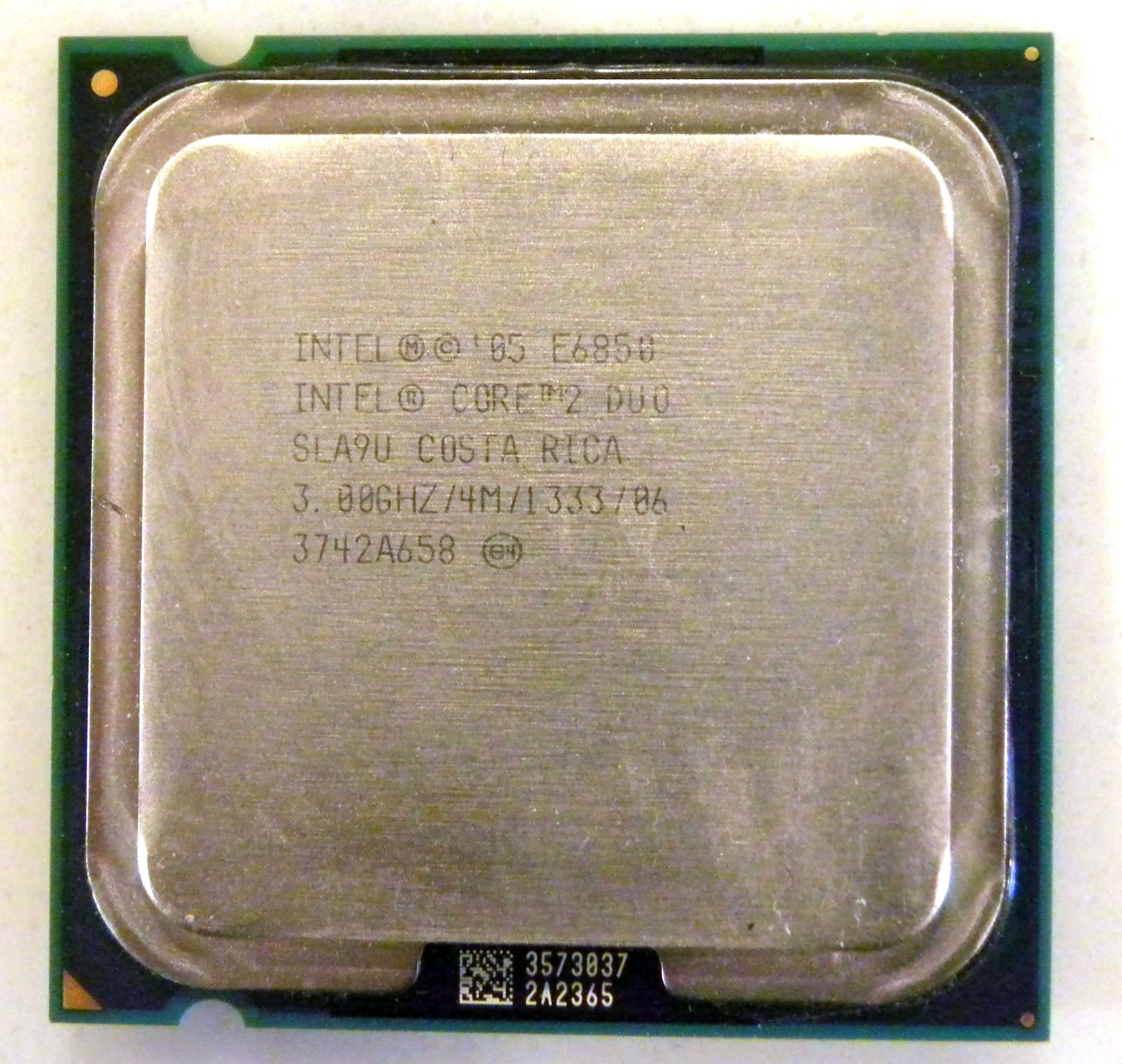 3.0 Ghz Intel Core 2 Duo E6850 4M-Cache 1333MHz-FSB CPU SLA9U LGA 775 Processor