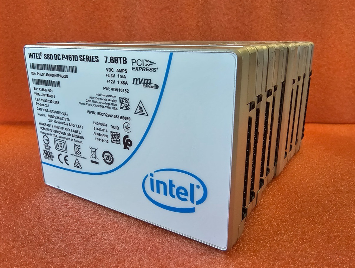 Intel SSD DC P4610 7.68TB U.2 NVMe Grade A · Near-Zero Wear · 0% Endurance Used