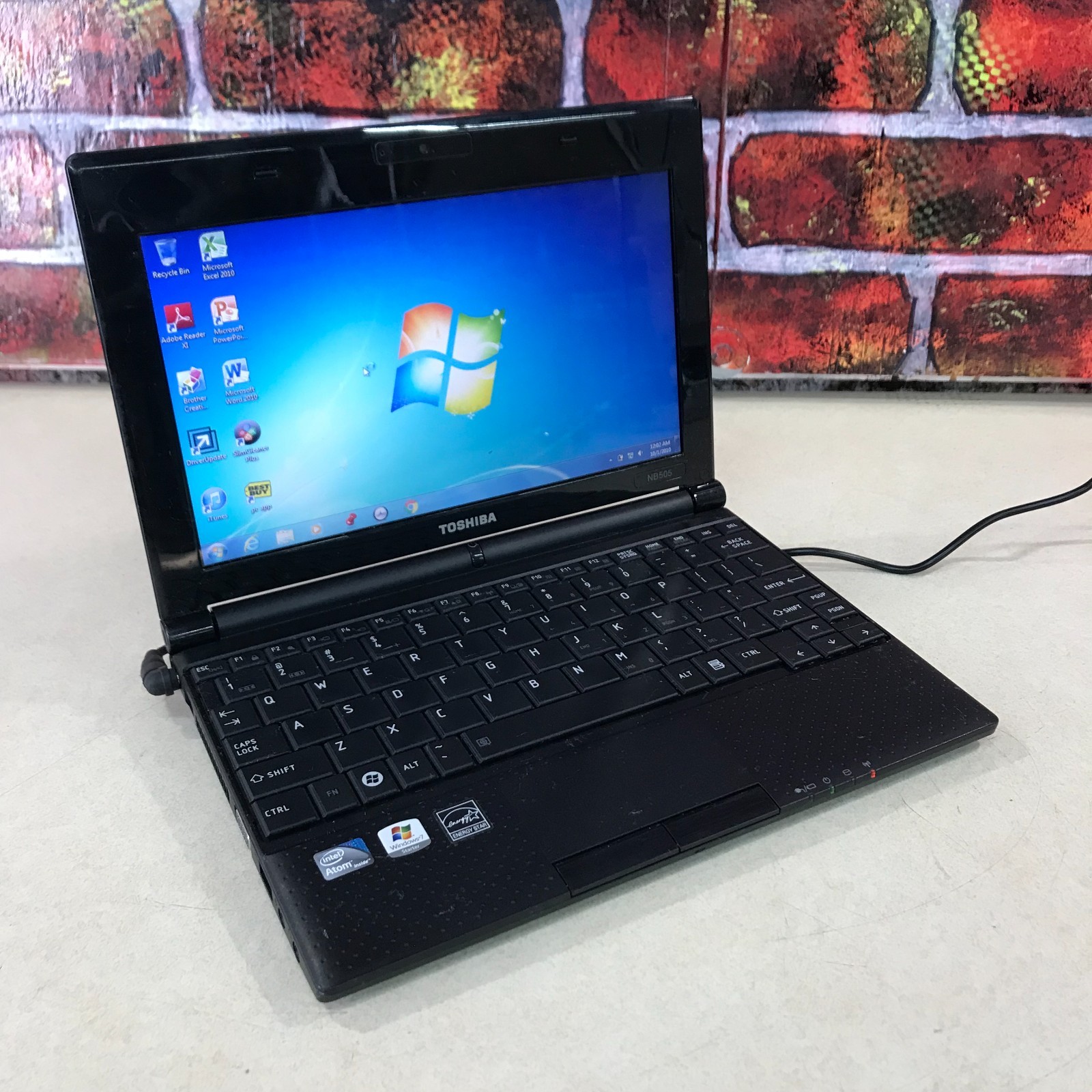 Toshiba NB505 Retro Gaming Laptop Intel Atom 1.66GHz 1GB RAM (Windows 7 32-Bit)