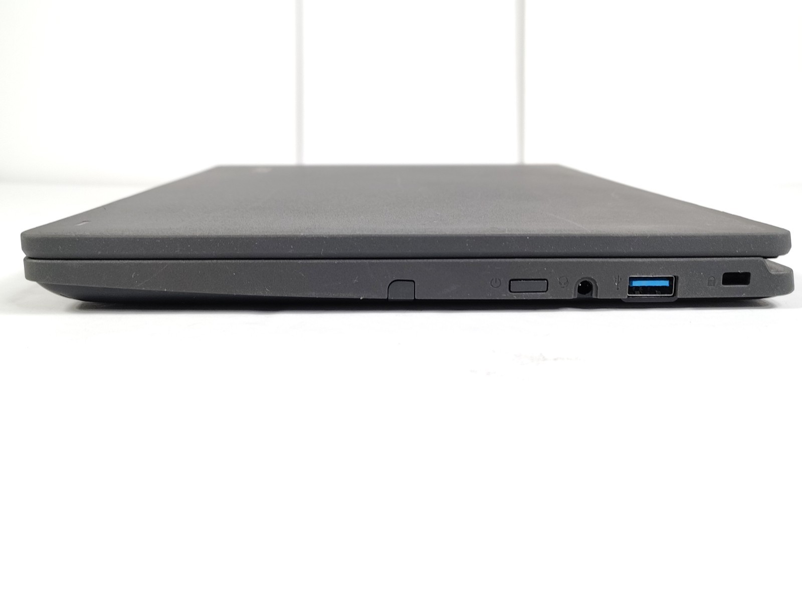 Acer TravelMate B3 B311-31 Laptop PC Computer – For Parts or Not Working – AS-IS