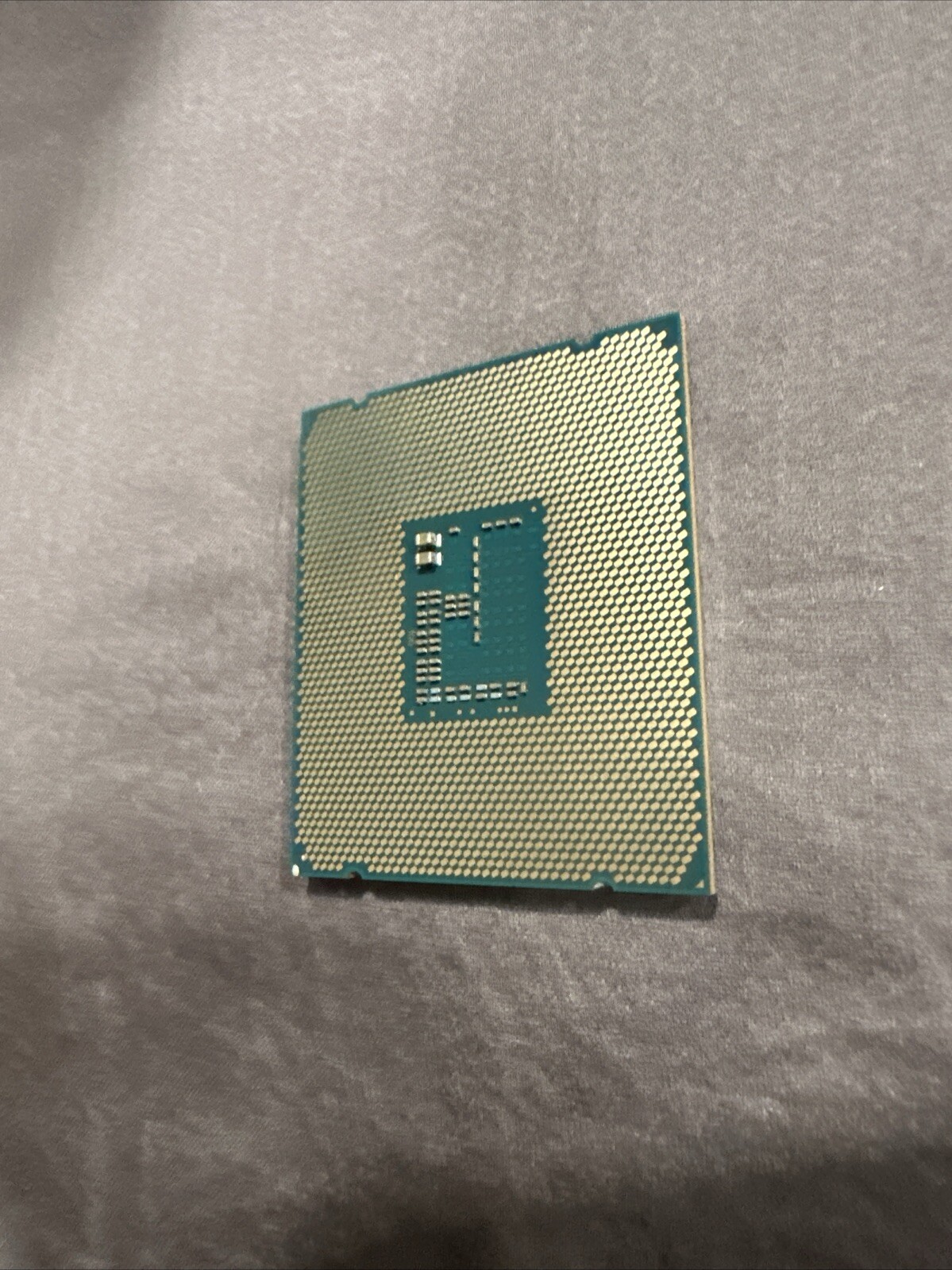 Intel Xeon E5-2620 V3