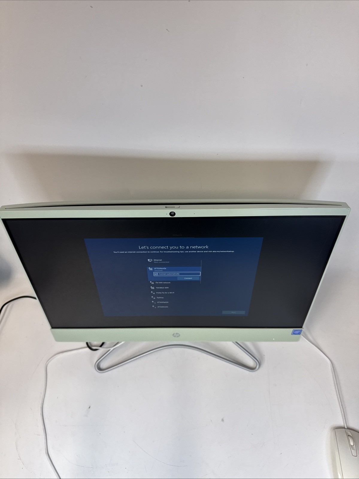 HP 22-C0073W 22″ All-in-One Desktop PC (Intel Celeron G4900t, 4GB RAM, 1TB HDD)