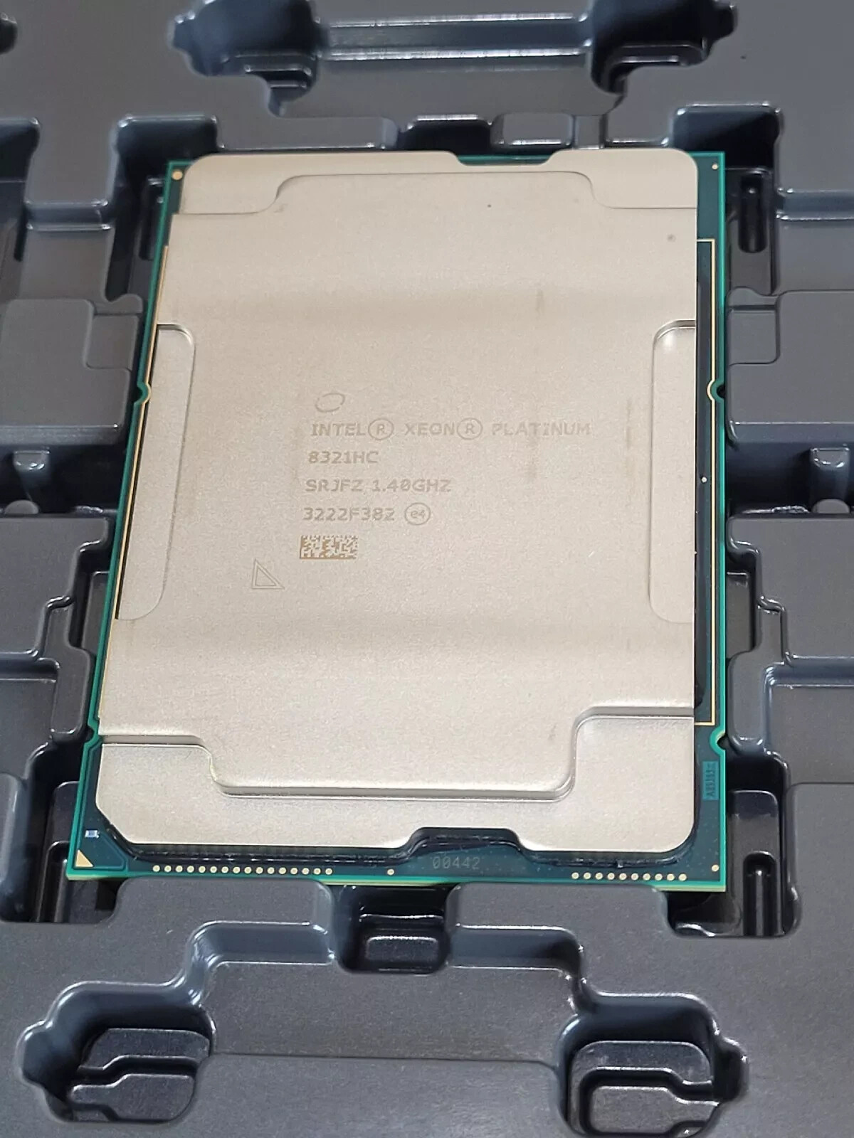 Intel Xeon Platinum 8321HC SRJFZ 26Core Threads 1.4GHz 88W LGA4189 CPU Processor