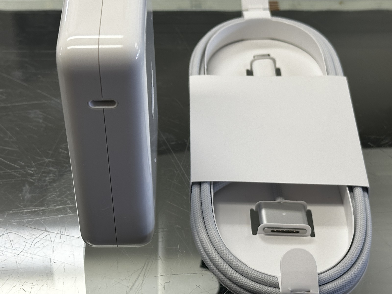 Genuine Apple 140W USB-C Power Adapter Macbook M1 W/Magsafe 3 Cable Space Gray!