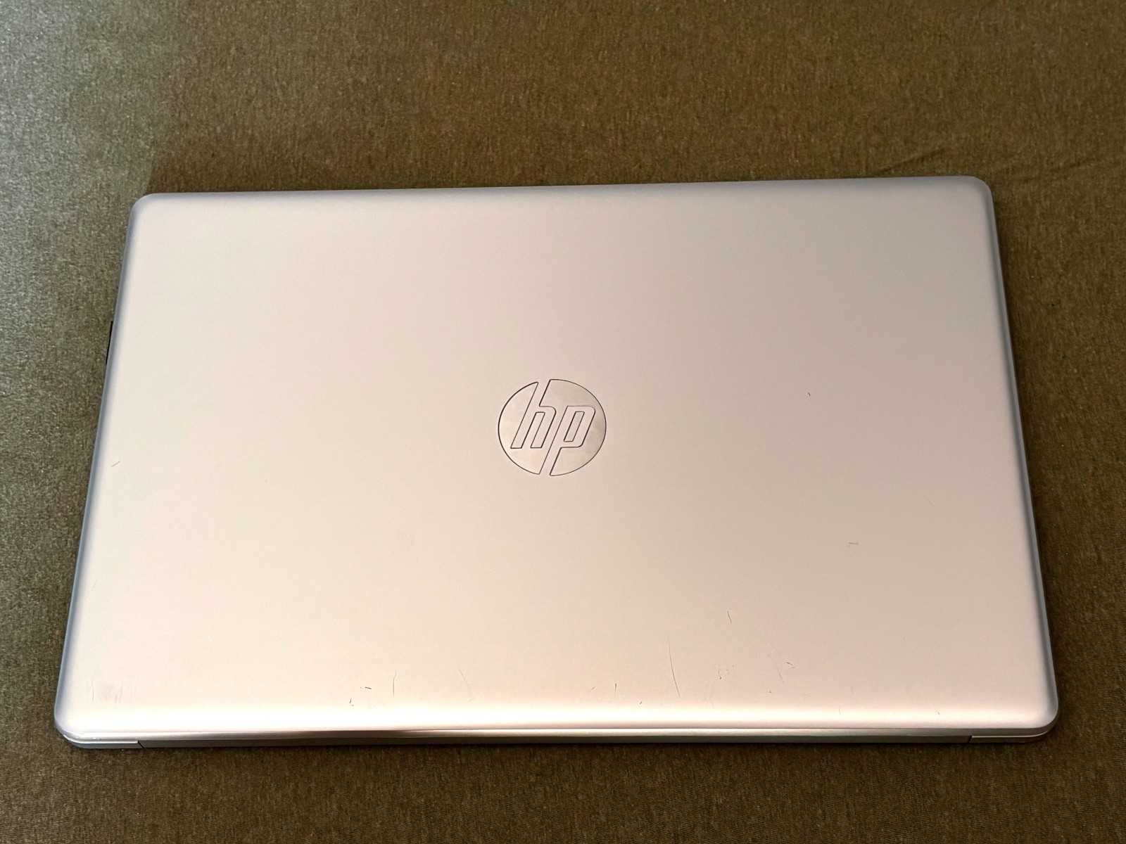 HP Pavilion 17-by Intel(R) Core(TM) I7-8565U CPU 500GB+256GB SSD 16GB MEM TOUCH!