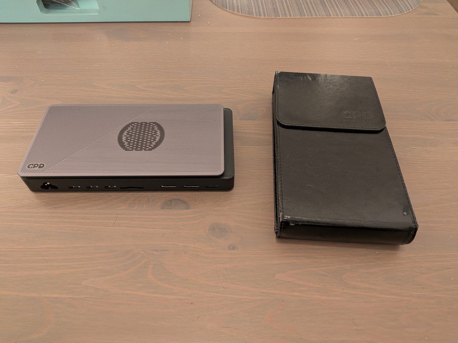 GPD G1 Portable eGPU Dock RX 7600M XT OCuLink USB4 MINT – EXTRAS INCLUDED BUNDLE