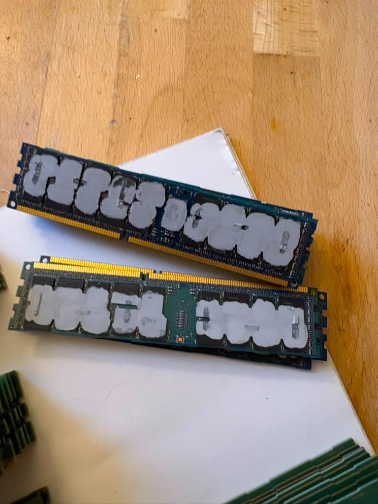 1TB Lot 134x 8GB DDR3 ECC REG Server RAM PC3-10600R 12800R 14900R Hynix Samsung
