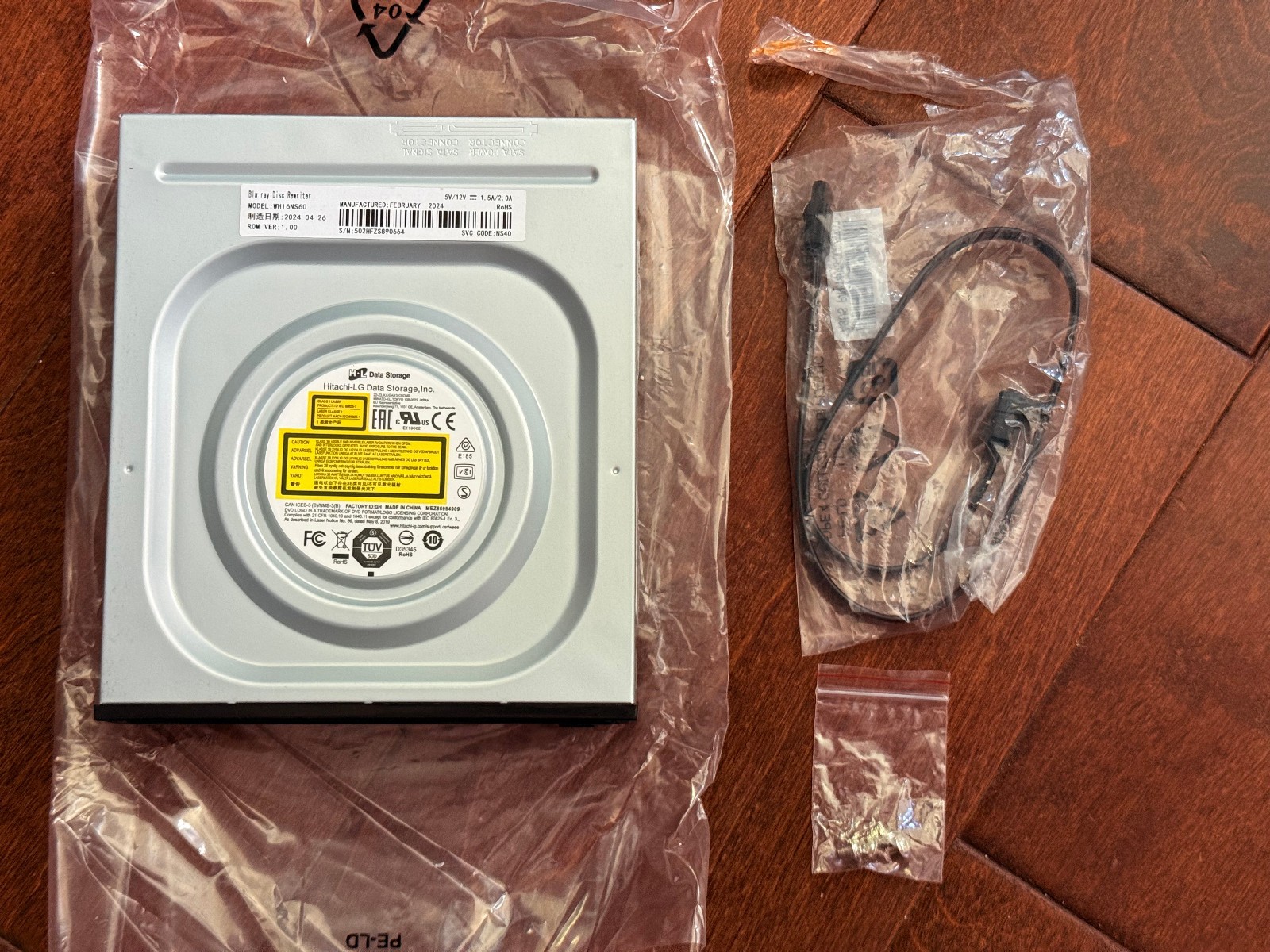 NEW LG WH16NS60 16X Blu-ray/DVD/CD SATA Internal Rewriter Drive – US SELLER