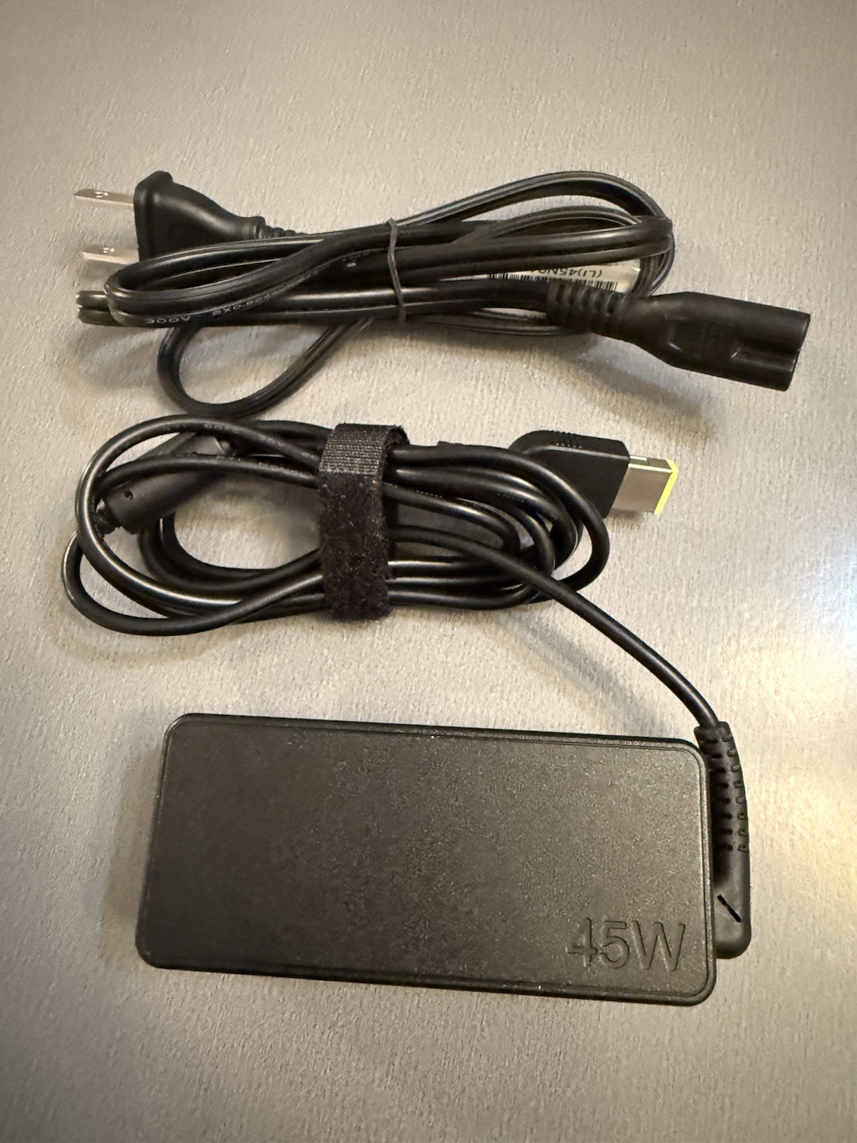 Lot of 50 Genuine ThinkPad 45W Square Tip AC Power Adapter 20V 2.25A ADLX45NCC2A
