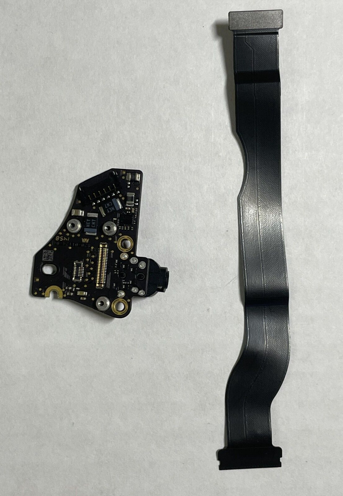 Apple MacBook Air 13″ Audio Board Headphone Jack & Cable A1932 A2179 2018-2020