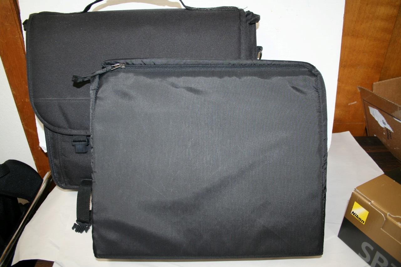 Micron Electronics Padded Laptop Briefcase Messenger Bag Black Heavy Duty Excell