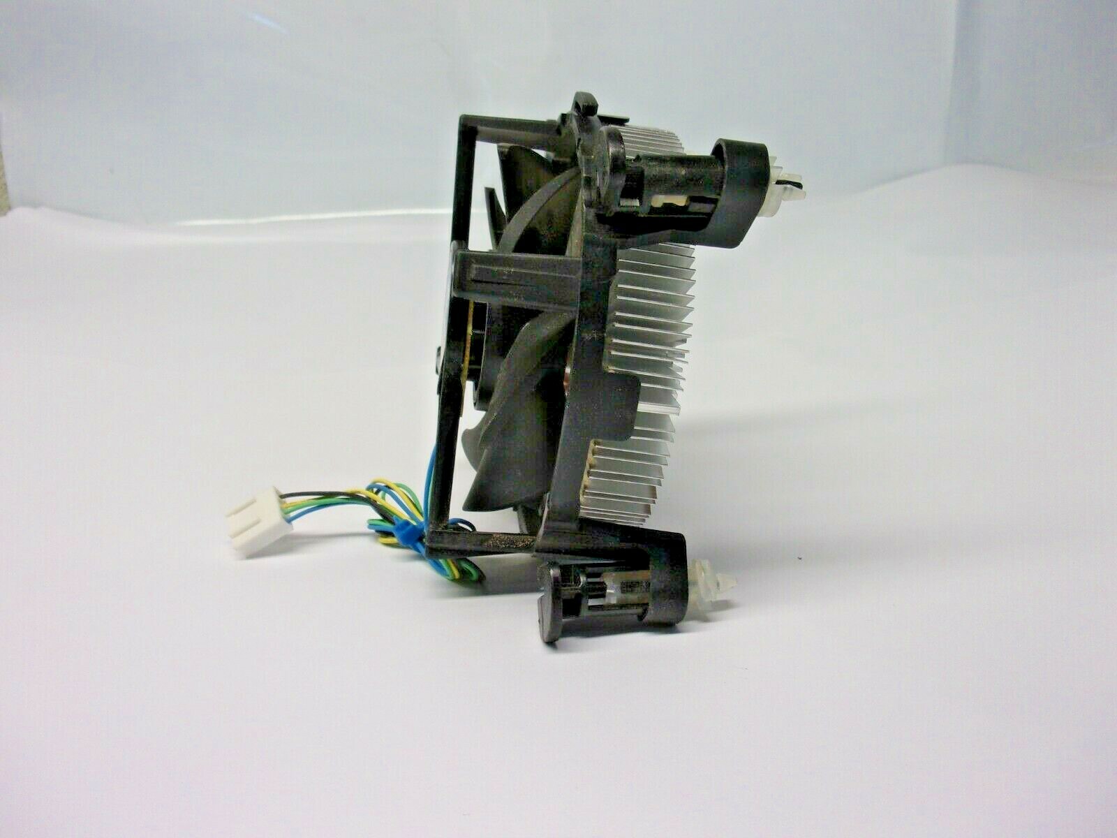 Intel Socket LGA 1150 1155 1156 4-PIN CPU Heatsink Cooling Fan E97379-001