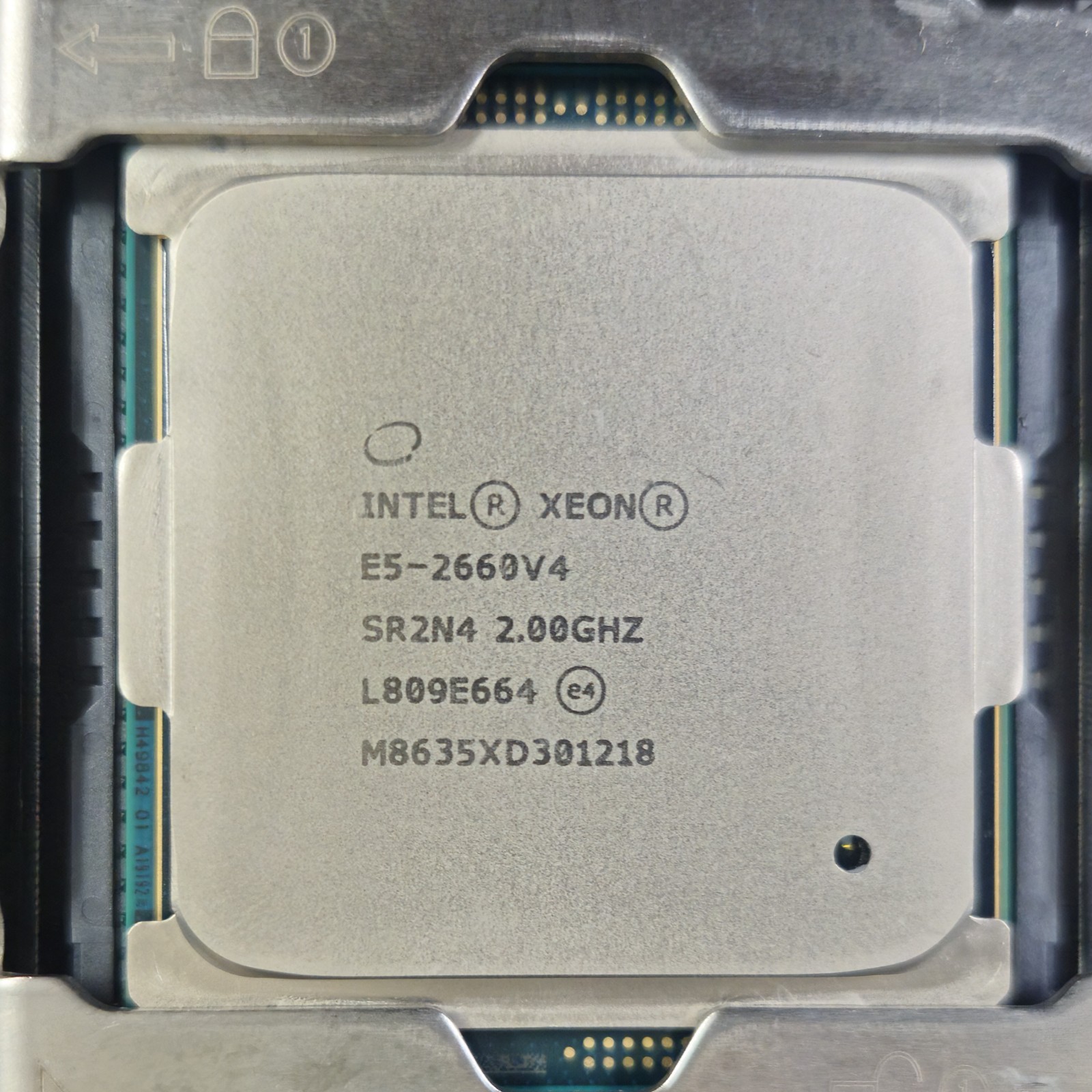 ASUS X99-A II + E5-2660V4 : LGA2011-3 X99 ATX DDR4 Supports ECC/REG RAM