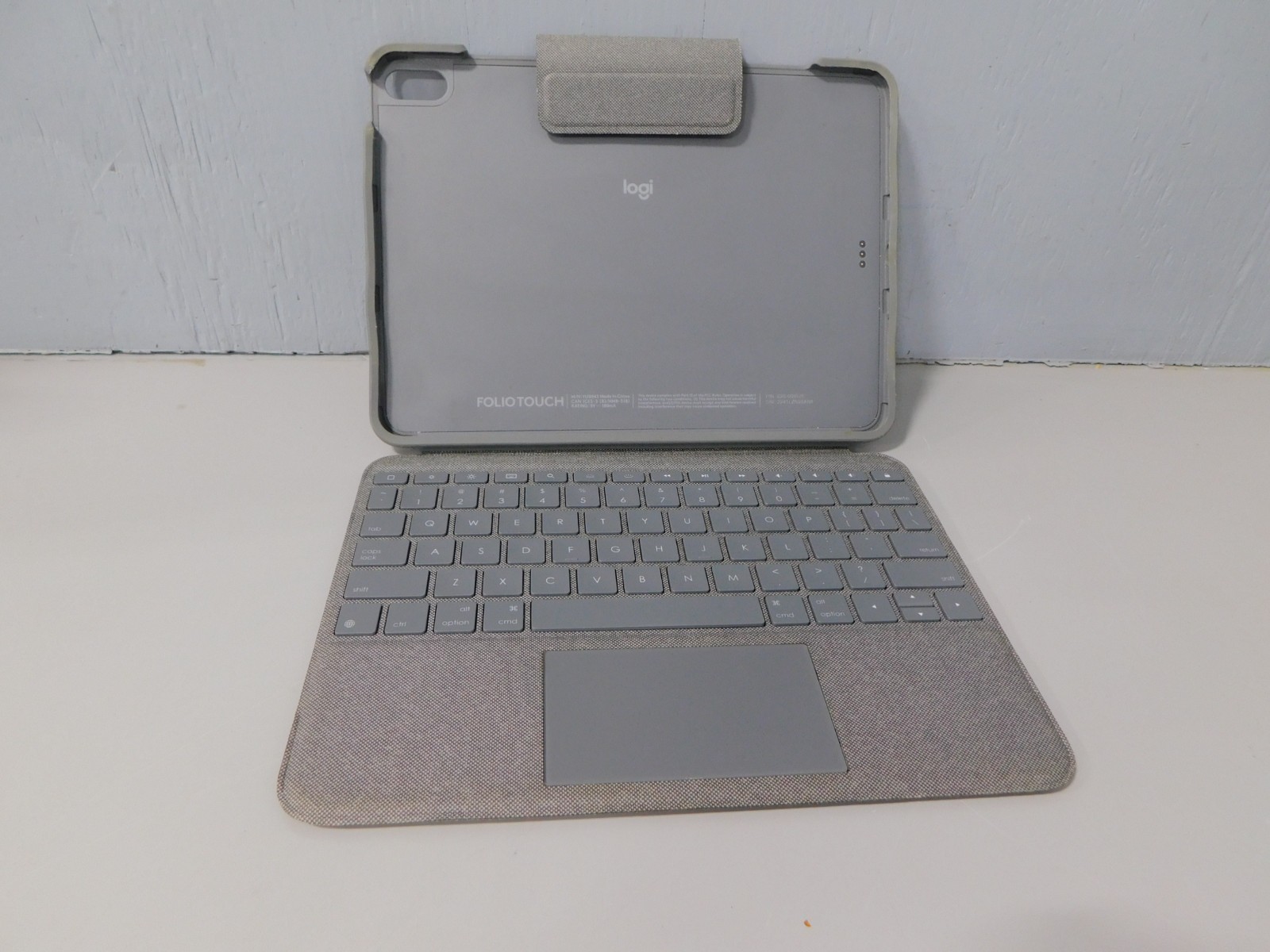 Logitech Folio Touch Keyboard Case iPad Air 11-inch M2 4th 5th Gen Gray YU0043