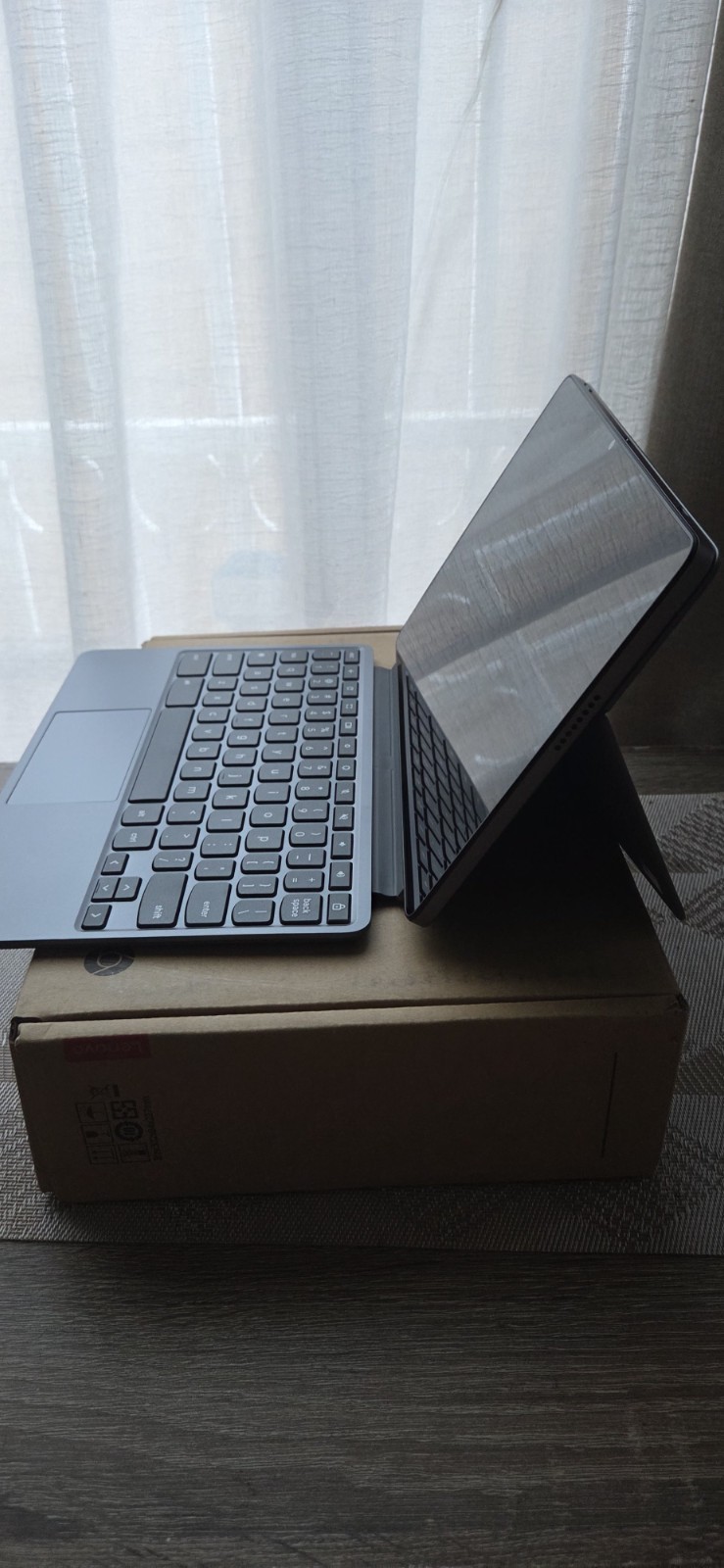 Lenovo Chromebook Duet (Modelo: LNV CB Duet 11M889) en color Luna Grey: