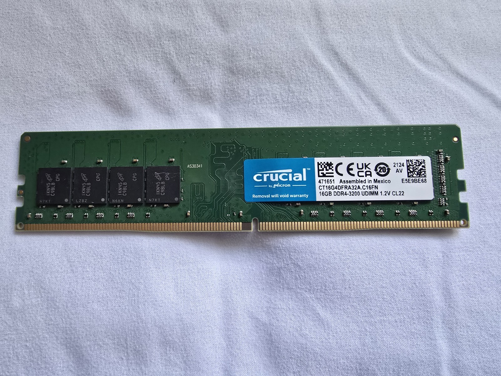 Crucial DDR4-3200 UDIMM 16GB Desktop RAM CT16G4DFRA32A 288-Pin
