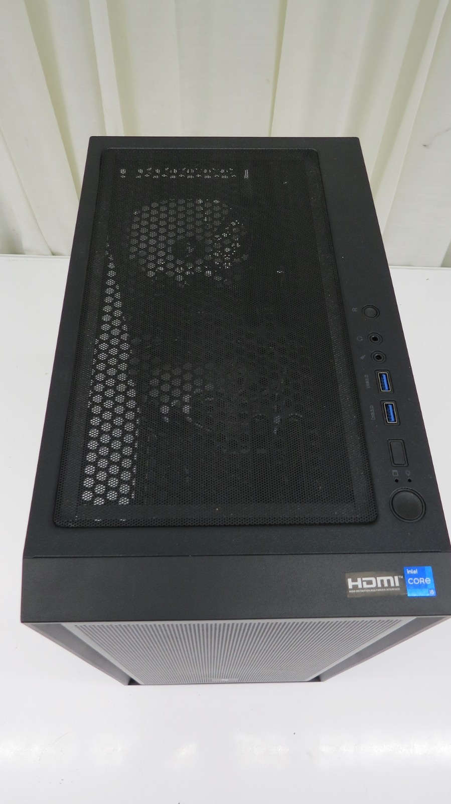 Acer Nitro N60-640-URAC94 Gaming Tower Core i5 2.5GHz 16GB RAM 1TB SSD RTX 5060