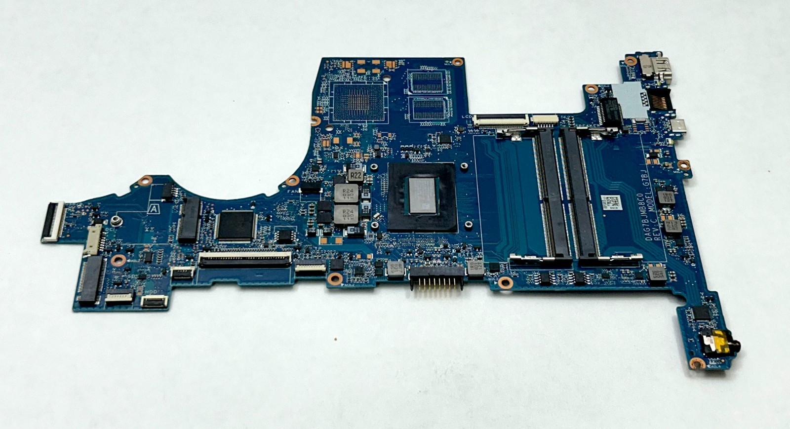 HP Pavilion 15.6” 15z-cw100 AMD Ryzen 7 3700U 2.30GHz Motherboard L54884-601