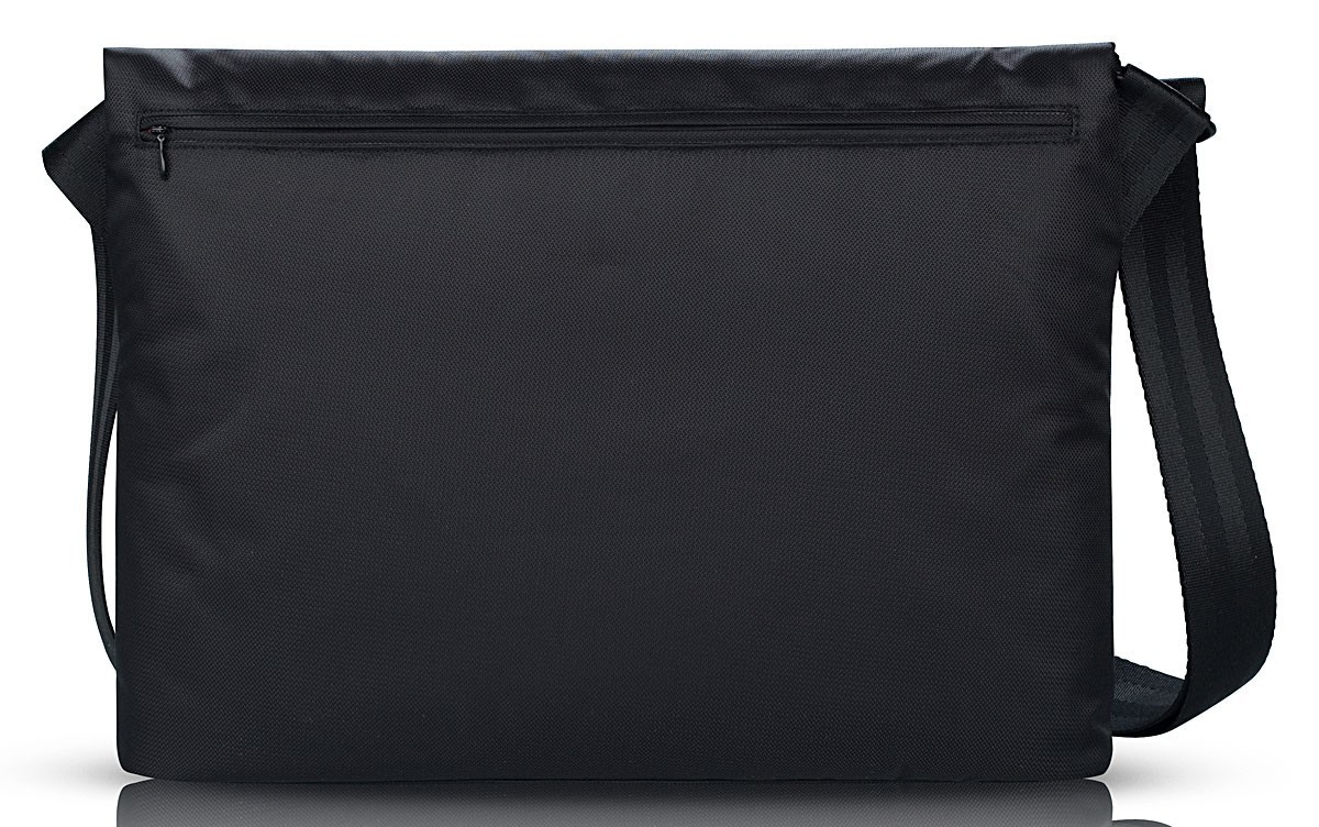 BE.EZ LAGarde Robe 13″ laptop/ 13″ macbook bag/ Sleeve (Color: Black/ Wasabi)